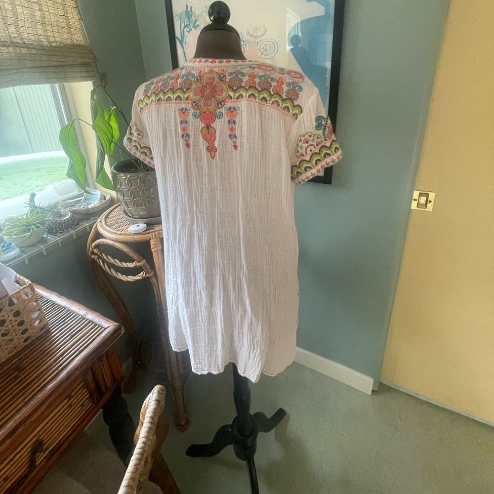 Johnny Was size medium blush color cotton tunic. - Picture 2 of 7